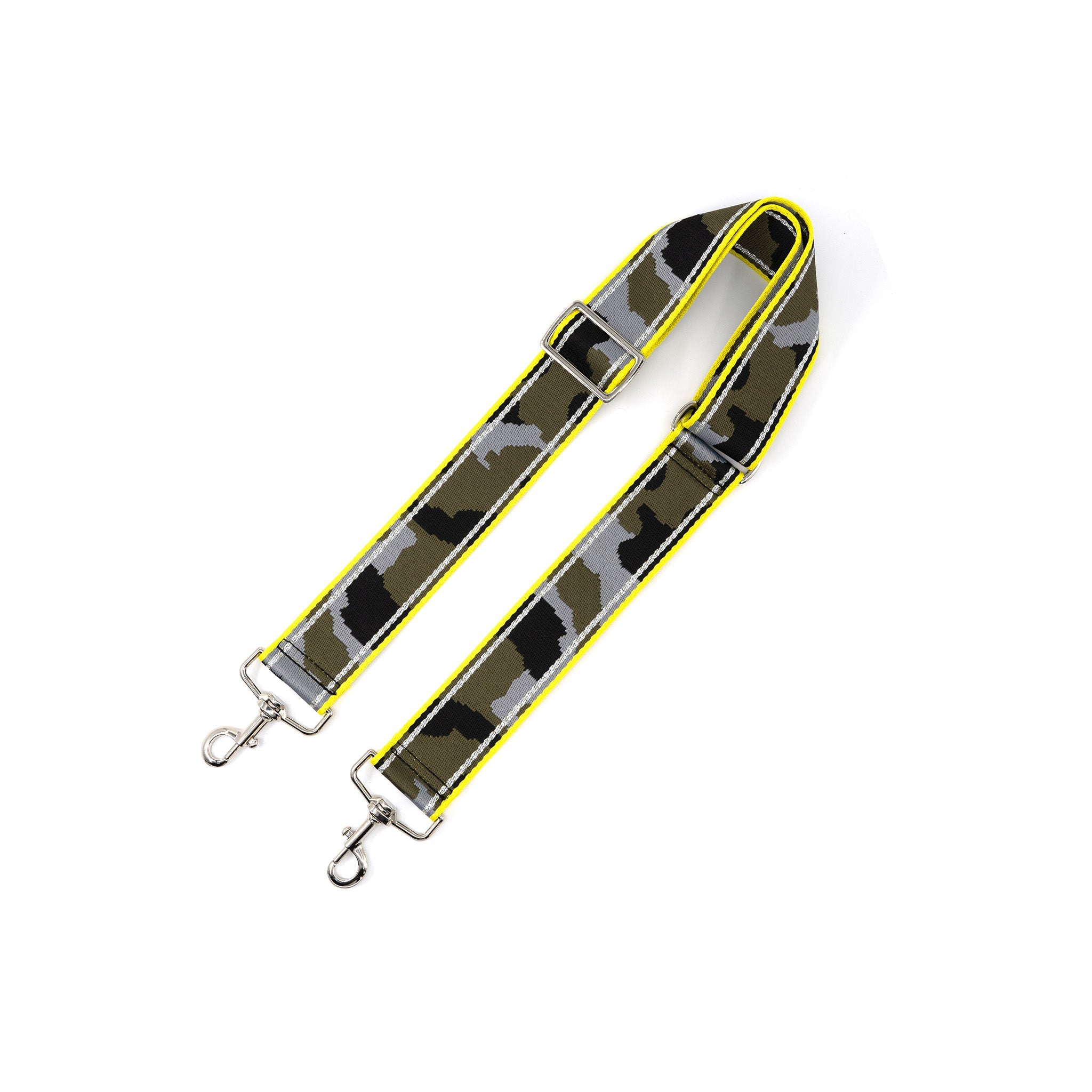 BC101 - Silver hardware